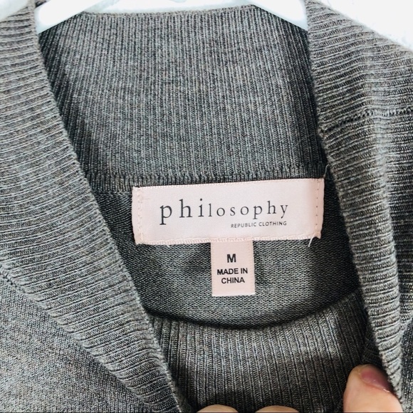 Philosophy 🔥SALE🔥brown soft long sleeve sweater Medium - Picture 4 of 4